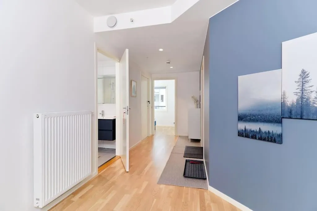 Bergen'S Finest: Sleek Oasis With Two Bedroom Apartment