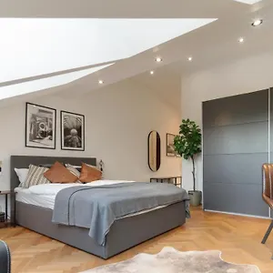 King Bed Netflix Central&near Metro, 109 Apartment Wien
