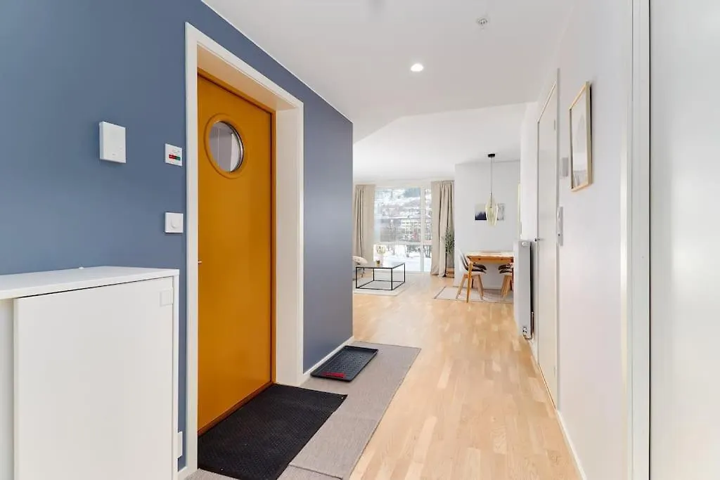 Bergen'S Finest: Sleek Oasis With Two Bedroom 0*, Bergen Norway
